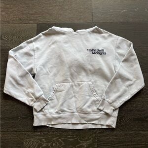 Taylor Swift White Sweatshirt
